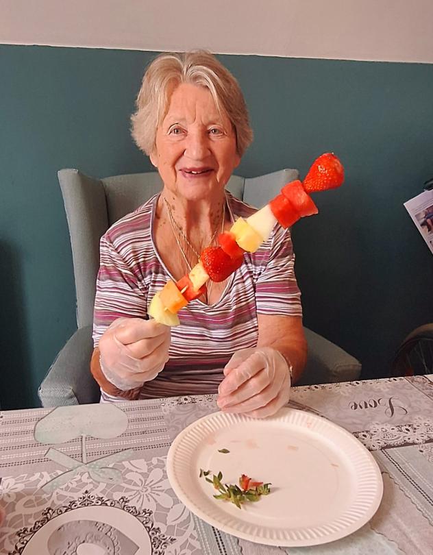 Val and her winning fruit kebab