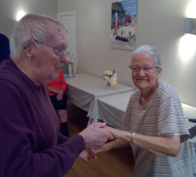 Singer Brings Party Atmosphere