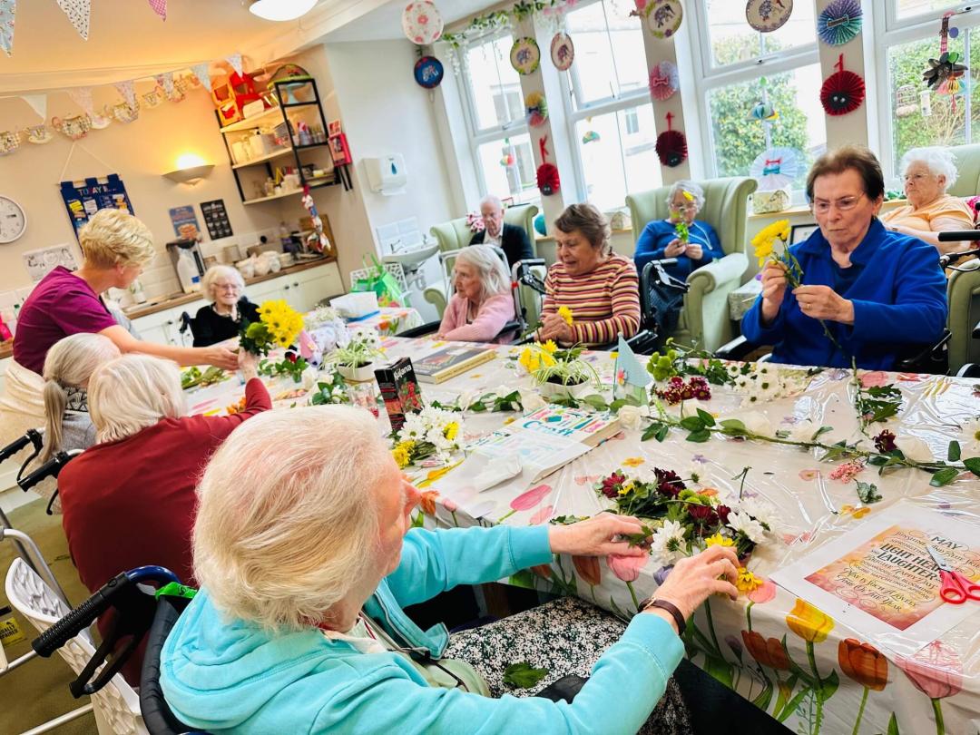 Creating May Day Crowns