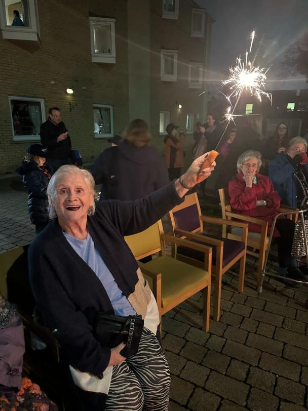 Val enjoying her sparkler