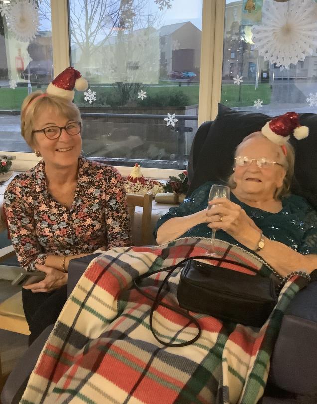 Frankie Johns Performs at Christmas Party 