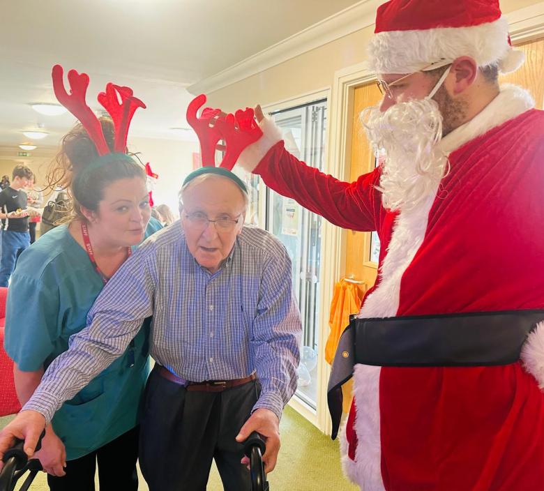 St George's Christmas Fair Starts Festivities
