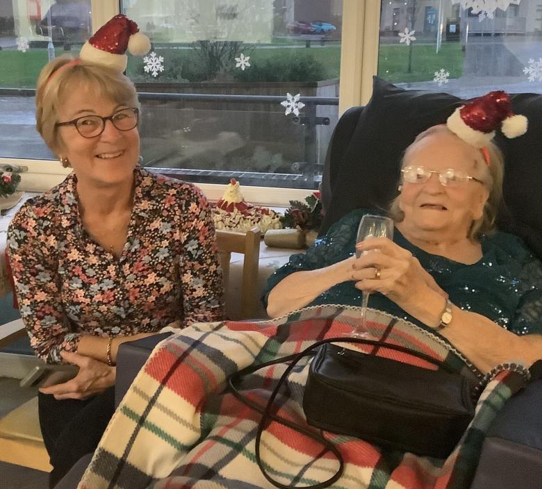 Frankie Johns Performs at Christmas Party 