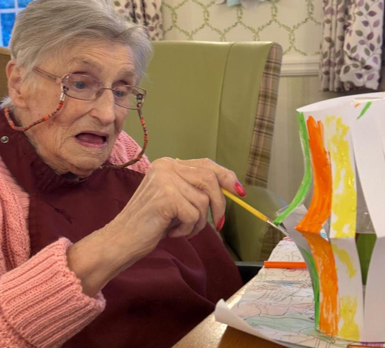 New Forest resident making paper lanterns for Chinese New Year