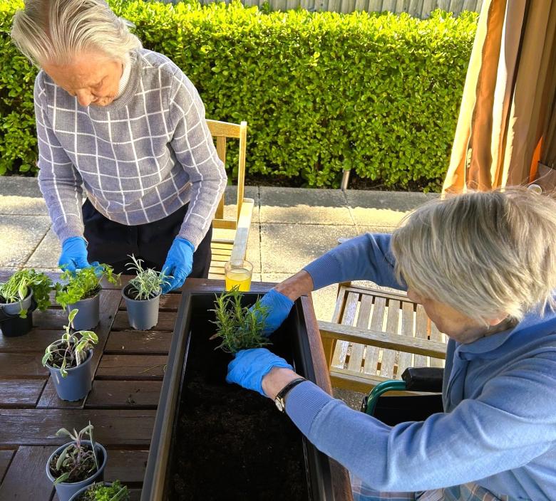Residents getting to grips with a bit of Spring Gardening