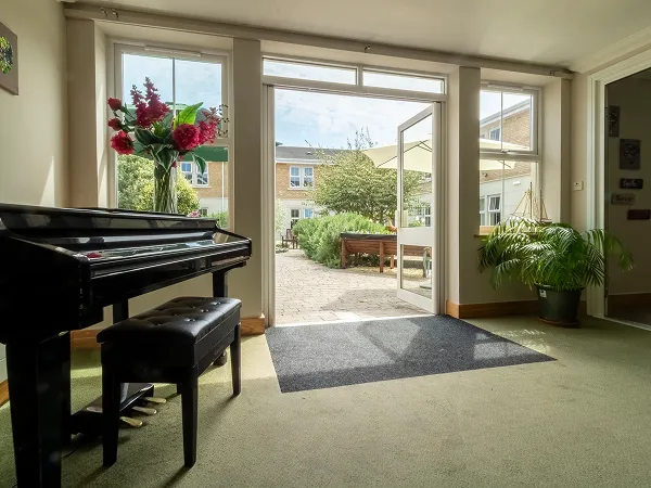 St Georges Piano