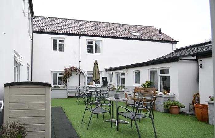 The Grove End of Life Outdoor Seating