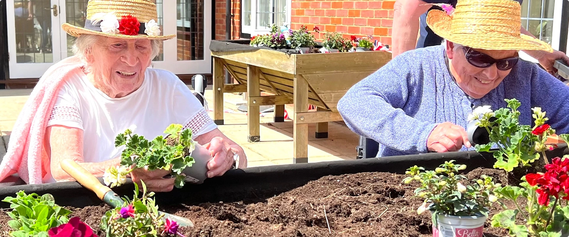 New forest resident decorate home at VE day